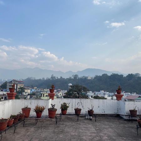 Hotel O Hya'S Homestay デヘラードゥーン エクステリア 写真