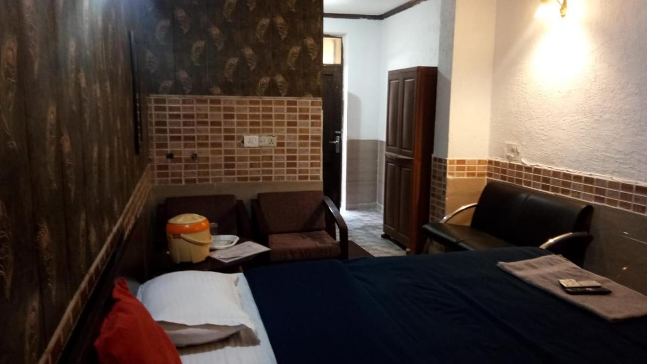 Hotel O Hya'S Homestay デヘラードゥーン エクステリア 写真